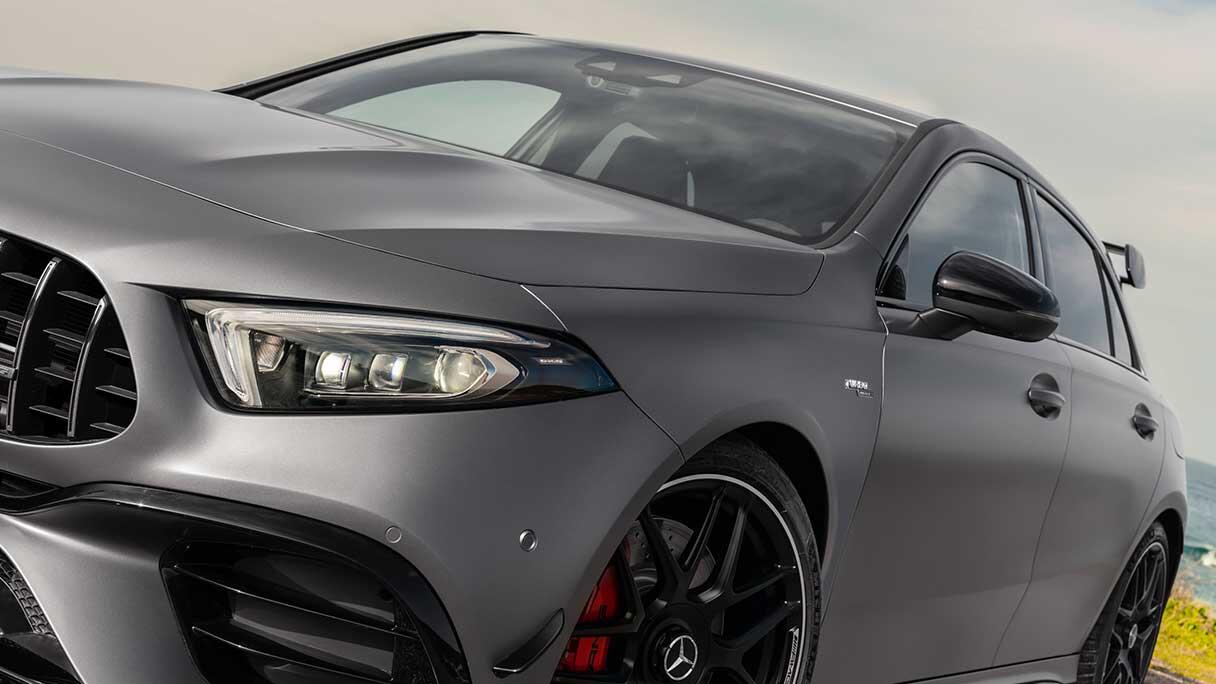 mercedes-amg-a-45-4matic_gallery7_1216x684.jpg