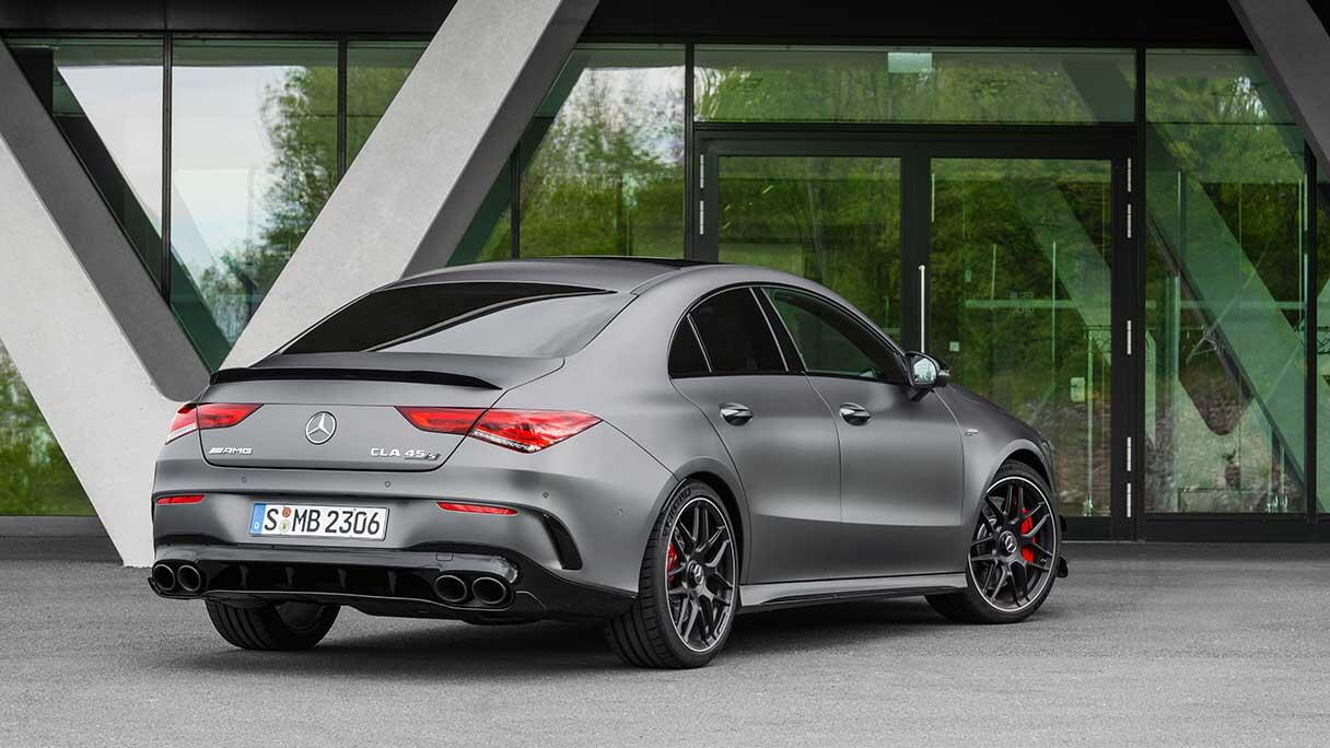 mercedes-amg-cla-45-4matic_gallery11_1216x684.jpg