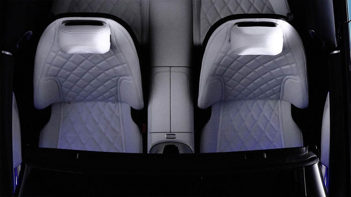 Erstmals seit 1989 gibt es den SL wieder als 2+2 Sitzer