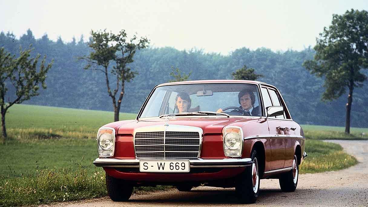 mercedes-benz-strich-acht-240d_1216x684.jpg