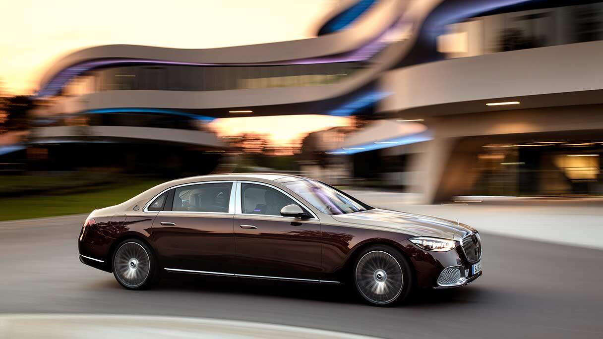 mercedes-maybach-s-klasse_gallery4_1216x684.jpg